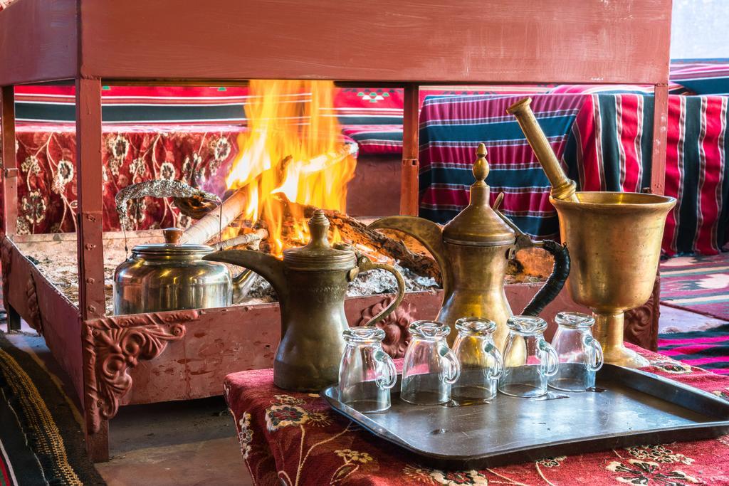 Wadi Rum Bedouin Camp Bagian luar foto