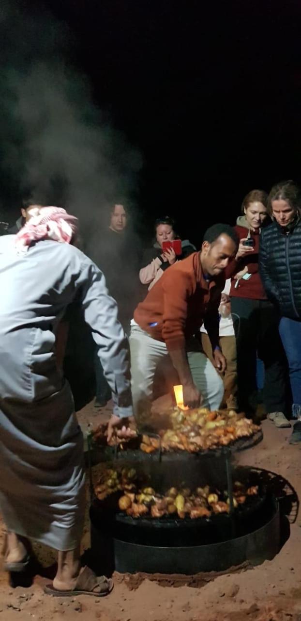 Wadi Rum Bedouin Camp Bagian luar foto